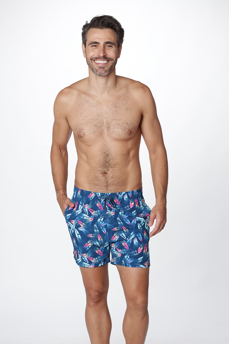 Swim shorts with inside boxer