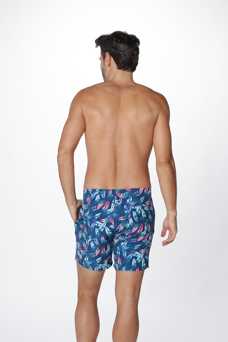 Swim shorts with inside boxer