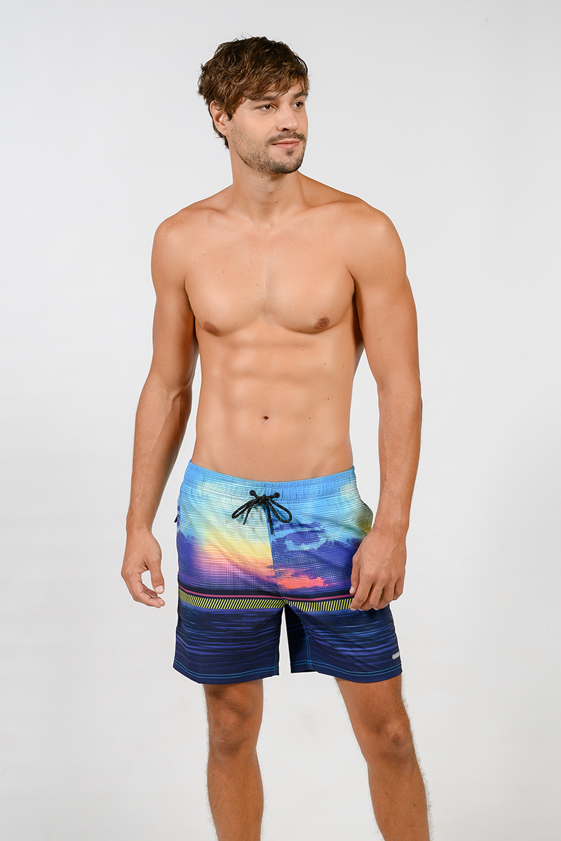 Men's 4-way stretch shorts with full boxer lining inside