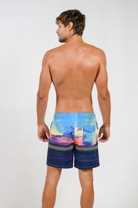 Men's 4-way stretch shorts with full boxer lining inside