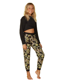 Girl's camo jogging pants, front view